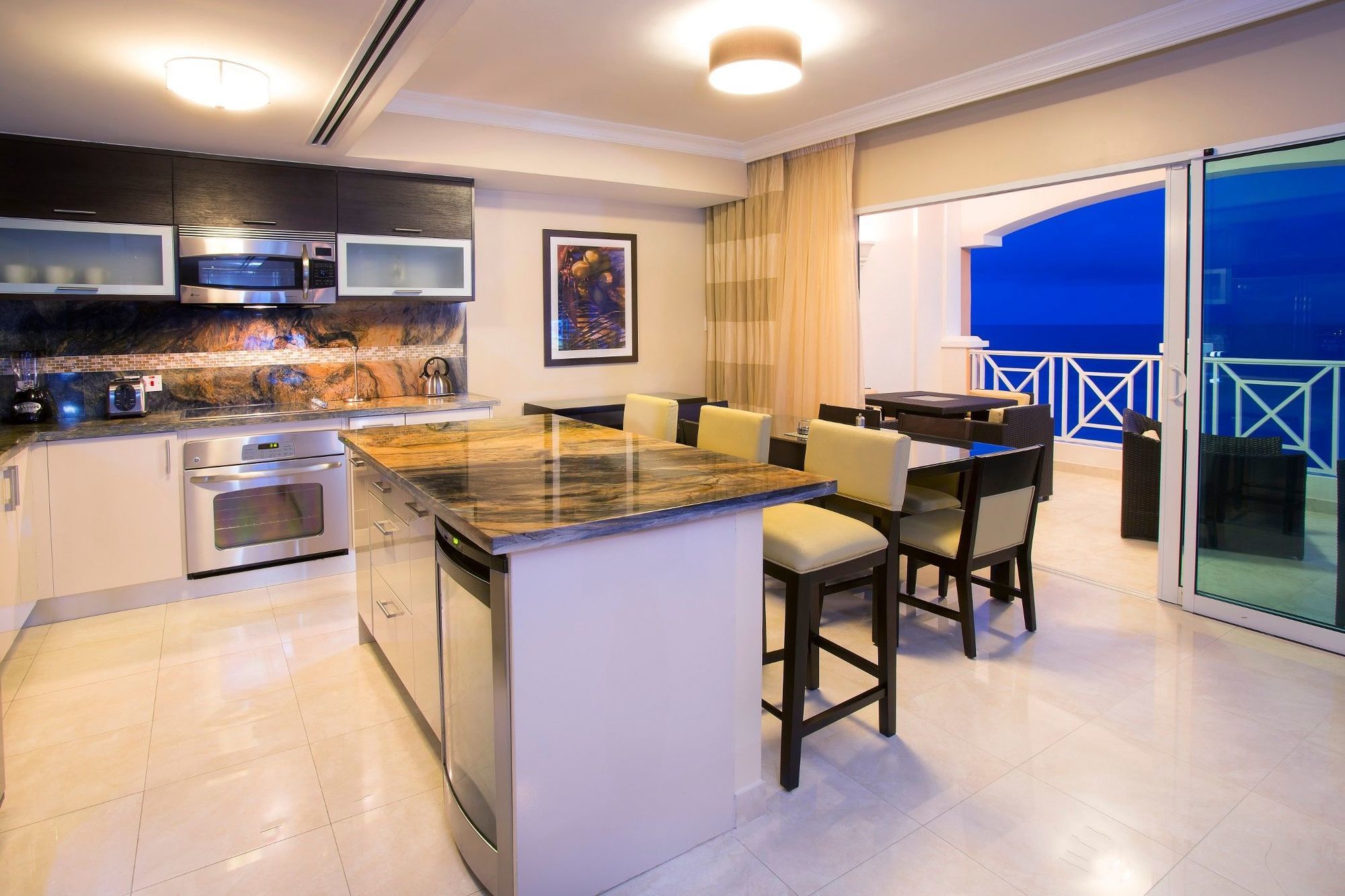 Ocean Two Resort - Breakfast Included By Ocean Hotels Saint Lawrence Gap 외부 사진
