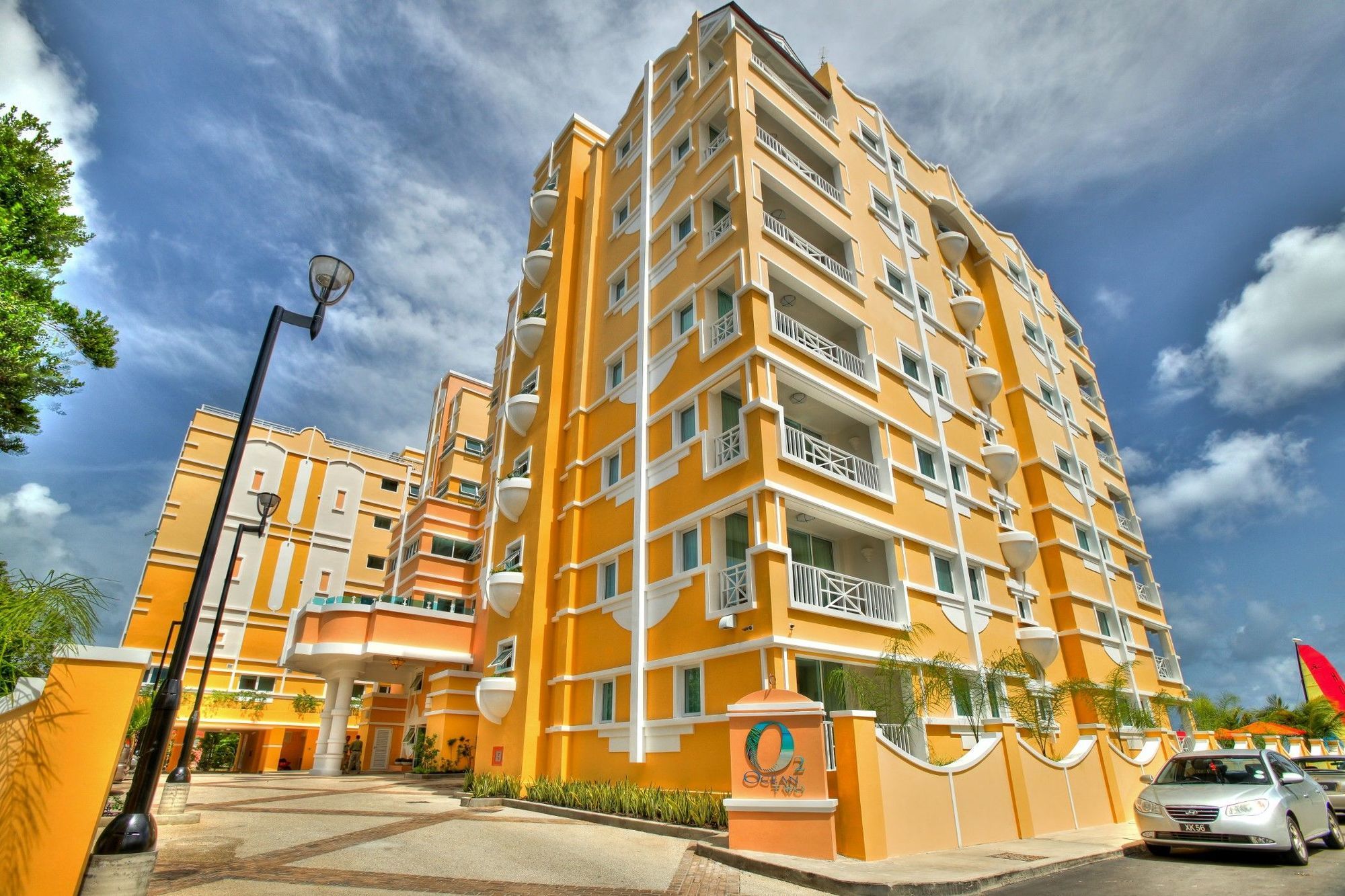 Ocean Two Resort - Breakfast Included By Ocean Hotels Saint Lawrence Gap 외부 사진