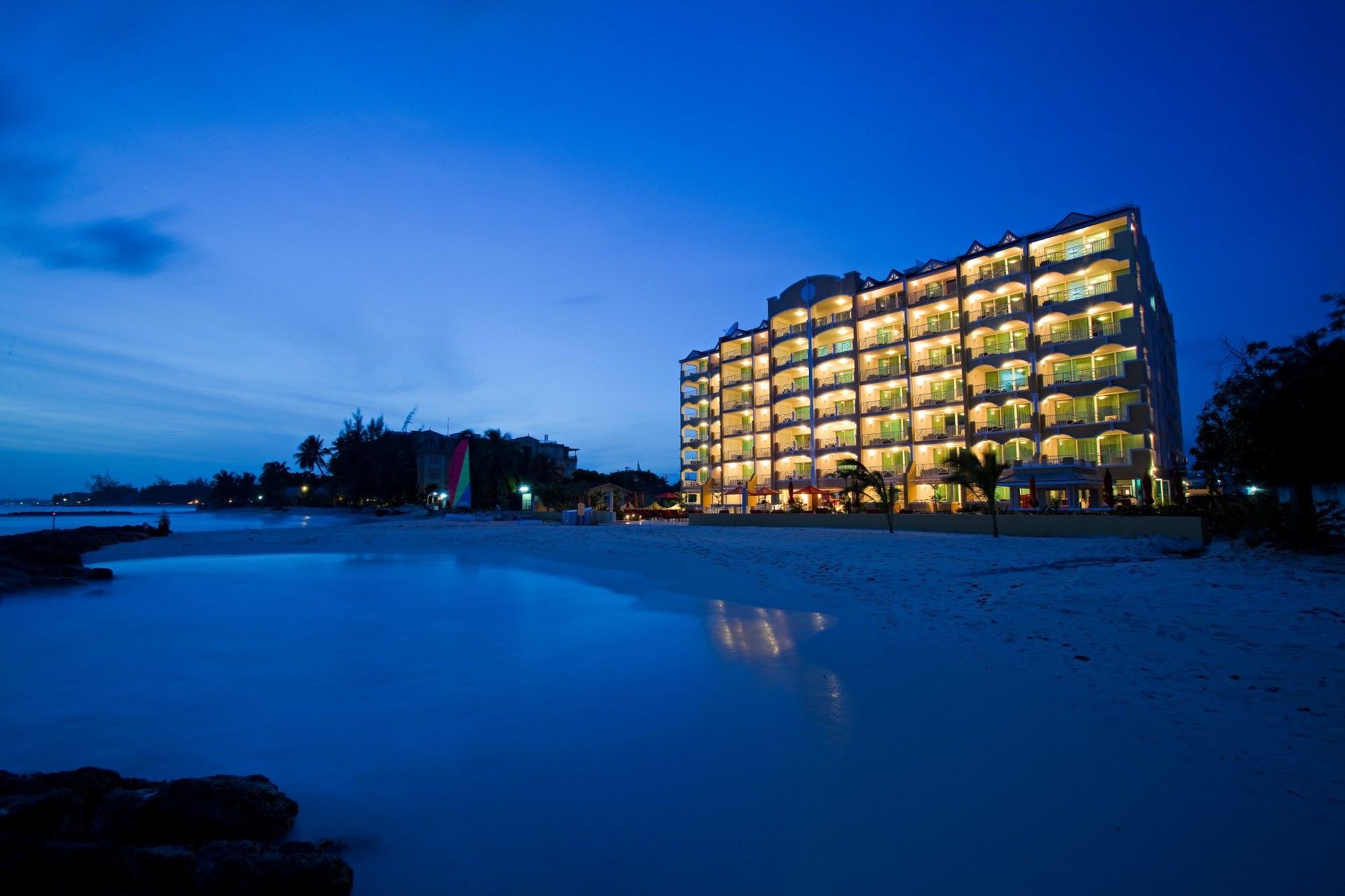 Ocean Two Resort - Breakfast Included By Ocean Hotels Saint Lawrence Gap 외부 사진